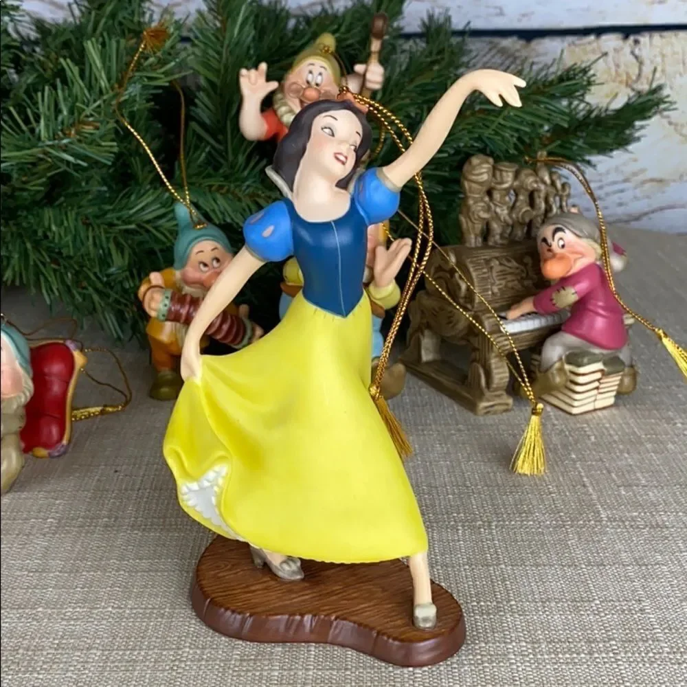 Disney Snow White and the Seven Dwarfs Ornaments